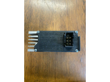 Electrical system for Truck Mercedes Benz Spannungwandler A 000 542 93 25 12V 24V: picture 2
