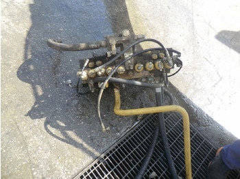 Hydraulic valve CATERPILLAR