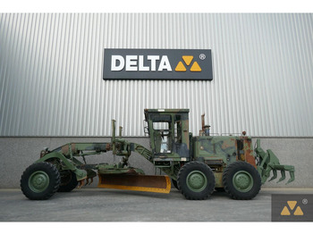 Grader CATERPILLAR