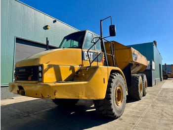 Articulated dumper CAT 740: picture 3