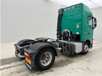 Tractor unit Volvo FH 460 Globetrotter: picture 5