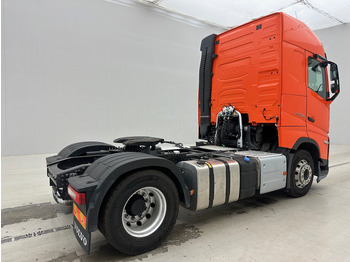 Tractor unit Volvo FH 500 Globetrotter: picture 5