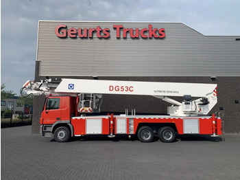 Truck MERCEDES-BENZ Actros 3332