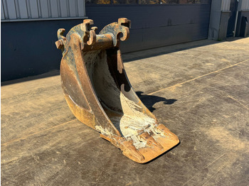 Excavator bucket