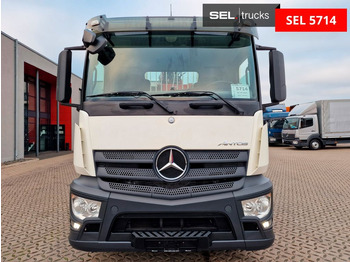 Dropside/ Flatbed truck, Crane truck Mercedes-Benz Antos 1832 / MKG Kran: picture 3