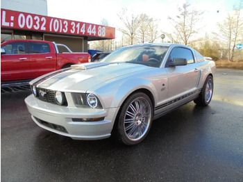 Car FORD