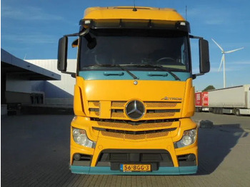 Tractor unit Mercedes-Benz Actros 1840: picture 2