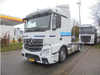 Tractor unit MERCEDES-BENZ Actros 1840