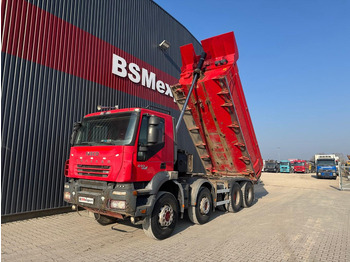 Tipper Iveco Trakker AD 410 T 41, 8x4: picture 5
