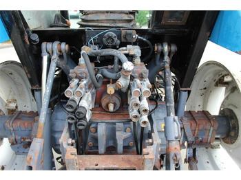 Farm tractor Ford 6640 2WD: picture 5