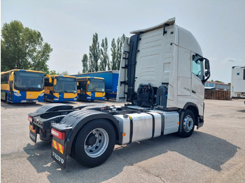 Tractor unit Volvo FH 13 Globetrotter XL 460 I-SAVE: picture 4