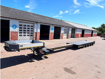 Low loader semi-trailer GOLDHOFER STZ