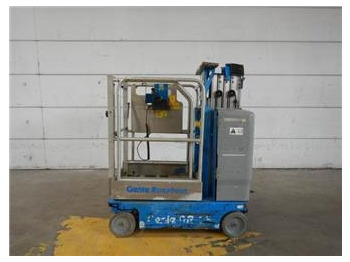 Vertical mast lift GENIE