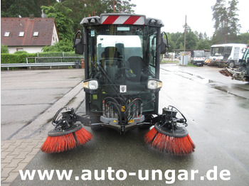 Road sweeper KÄRCHER MC130 Advanced Kehrmaschine Geräteträger 4x4 Kommunalfahrzeug MIC 130 Professional: picture 2