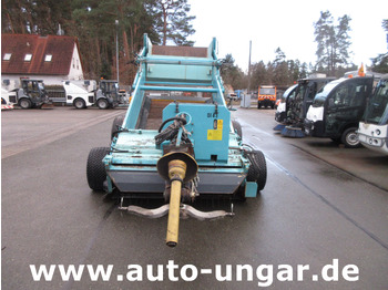 Municipal/ Special vehicle Kässbohrer BeachTech STR 2000 Baujahr 2003 BeachCleaner Strandreiniger °0043: picture 2 Municipal/ Special vehicle Kässbohrer BeachTech STR 2000 Baujahr 2003 BeachCleaner Strandreiniger °0043: picture 2