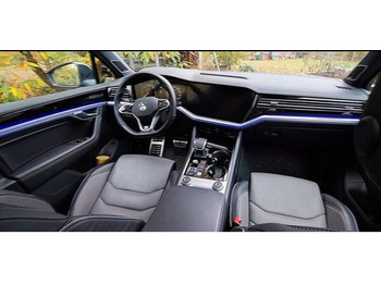 Car Volkswagen Touareg 3.0 TDi R-line 4-motion: picture 4