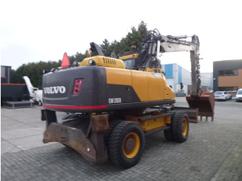 Wheel excavator VOLVO EW210D: picture 4
