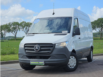 Panel van MERCEDES-BENZ eSprinter