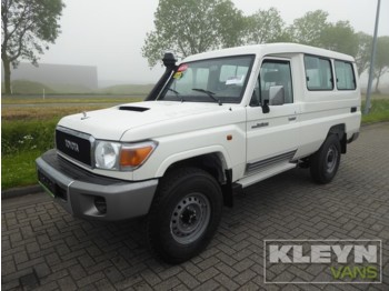 Van Toyota Land Cruiser 4.5L V8 vdj78 l s v8s: picture 1