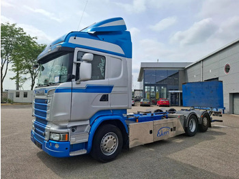 Cab chassis truck SCANIA R 580