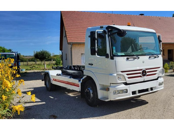 Skip loader truck MERCEDES-BENZ Atego