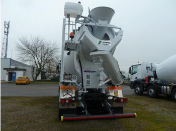 Lease a Mercedes arocs Mercedes arocs: picture 5