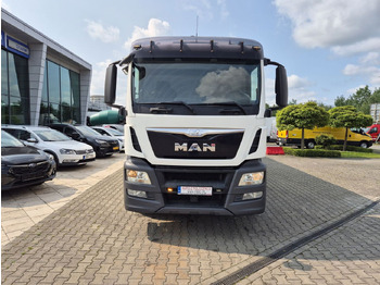 Box truck MAN TGS 26.400: picture 3