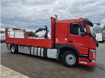 Dropside/ Flatbed truck, Crane truck Volvo FM 330 Webasto / HDS Hiab / 1 Owner: picture 5
