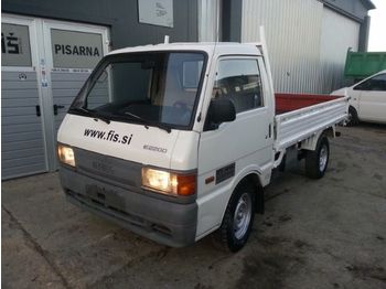Flatbed van Mazda E2200: picture 1