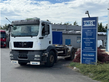 Hook lift truck MAN TGM 18.290