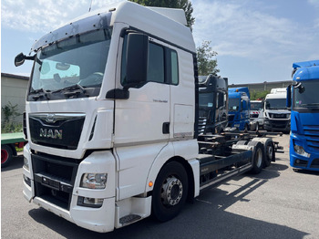 Container transporter/ Swap body truck MAN TGX 26.400