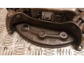 Clutch and parts for Farm tractor Ford 4100, 4200 Clutch Pressure Plate C9nn7563e: picture 3