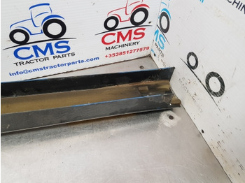 Cab and interior Ford Super Q 10 , 30 And Tw Series Left Hand Side Piller Molding 83986650: picture 5