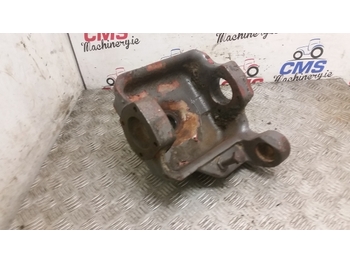 Steering knuckle for Farm tractor Massey Ferguson 6150, 6160 Swivel Housing Right 3764016m91, 3764017r1: picture 3