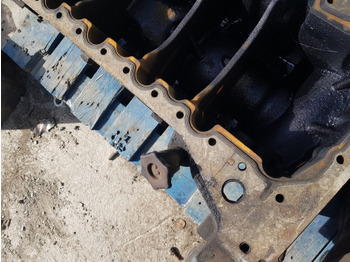 Engine and parts New Holland T6000, T7 T6070 Engine Oil Pan Sump 504101687, 2855274, 504101689: picture 5