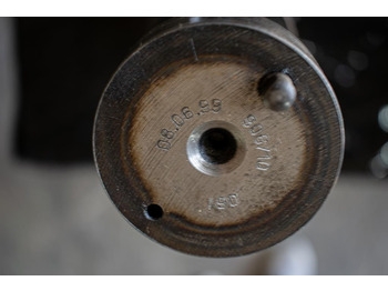 Camshaft for Truck MERCEDES-BENZ ATEGO 6 CYLINDER WITH ENGINE CODE OM 906: picture 3