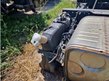 AdBlue tank for Truck MERCEDES-BENZ ATEGO - A 970 470 0815: picture 2