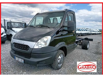 Cab chassis truck IVECO Daily 35C15