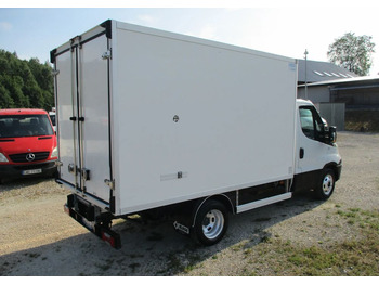Lease a  Iveco Daily 35C13 chłodnia Mroźnia na bliźniaku 35-130 Thermo King agregat Iveco Daily 35C13 chłodnia Mroźnia na bliźniaku 35-130 Thermo King agregat: picture 4