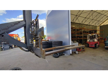 Truck mounted forklift Moffett M4 25.4 ajoneuvotrukki: picture 3