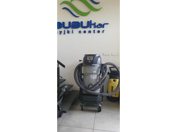 Industrial vacuum cleaner