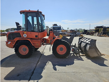 Wheel loader VOLVO L30G: picture 5