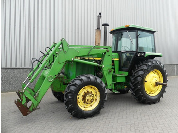 Farm tractor INTERNATIONAL