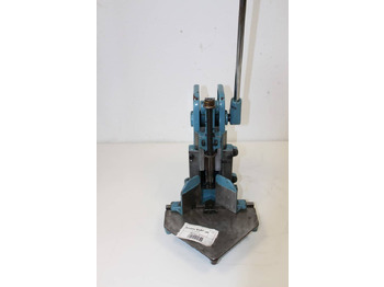 Binding machine