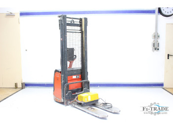 Stacker LINDE L12