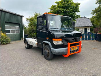 Tractor unit MERCEDES-BENZ