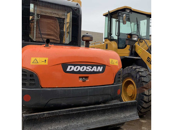 Crawler excavator DOOSAN DH60