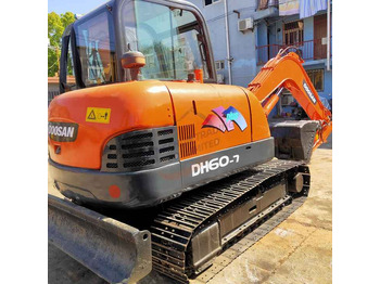Crawler excavator Awesome Performance Korea Imported Small Scale Used Doosan Dh60 Excavator in Shanghai: picture 4