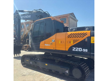 Excavator HYUNDAI