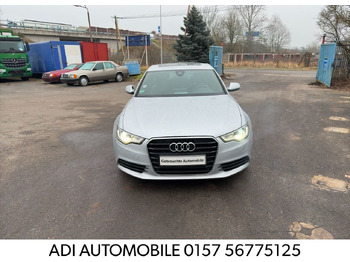 Sedan AUDI